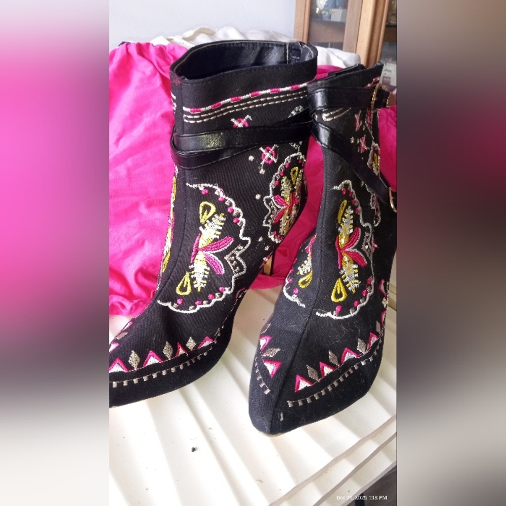 Embroidered Black and Pink Ankle Boots